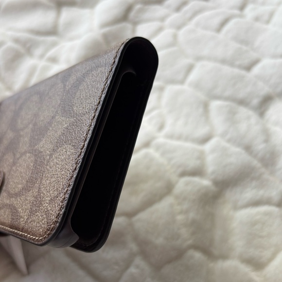 Coach iPhone XR cover case - Picture 7 of 8